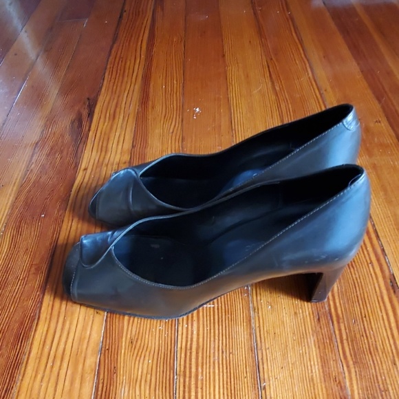 Banana Republic shoes - Picture 4 of 6